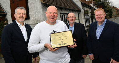 Greene King Celebrates 20 Year Partnership With Tom Kerridge
