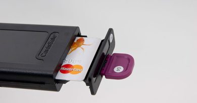 Benefits of Keeping Bar Tabs with CardsSafe