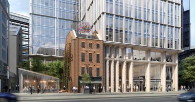 More Than 1,000 Balloons Billow Above Historic City Pub To Mark Its Reopening