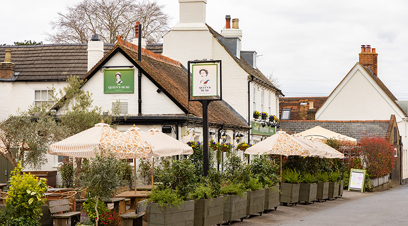 The Queen’s Head, Weybridge Reopens Following Refurbishment