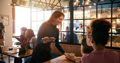 Discounts Tempt Diners, But Eating Out Remains First Area Consumers Cut Back On, RSM UK finds